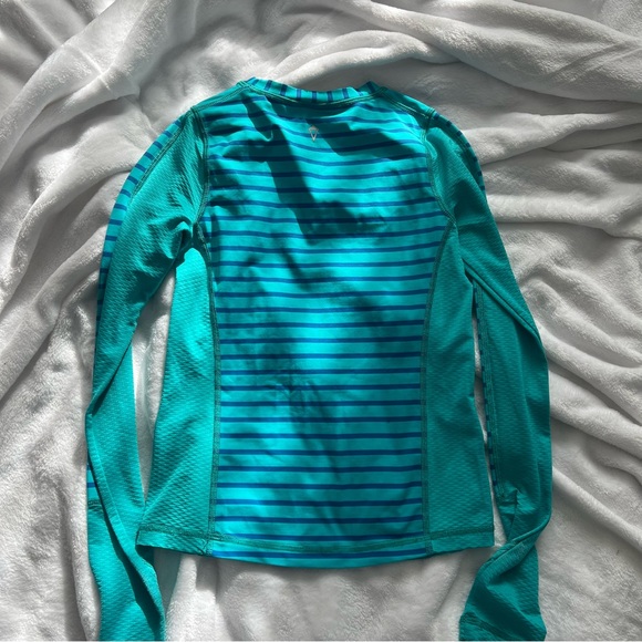 Ivivva Girl's Top Long Sleeve T-Shirt w/ Thumbholes Size 8 Stretch - Picture 5 of 5